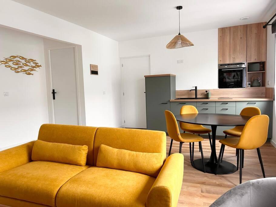 Home 724 Saint-Leger-du-Bourg-Denis Luaran gambar